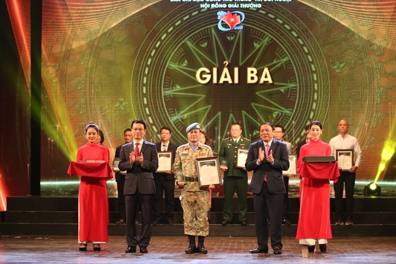 越南友好组织联合会为第八次对外新闻奖的成功做出了积极贡献