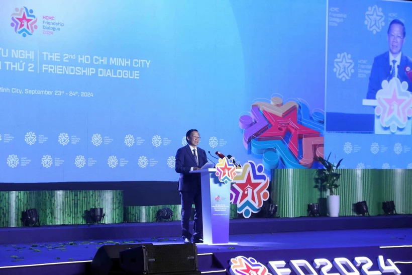 35个国际地方政府代表团出席2024年胡志明市友好对话会议