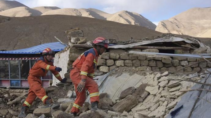 越南国家领导人致电慰问方式大地震的中国西藏自治区