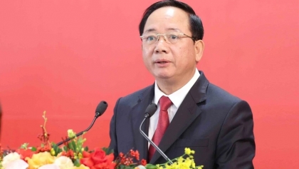 激发爱国精神，凝聚决心意志  在新时代坚决实现战略目标