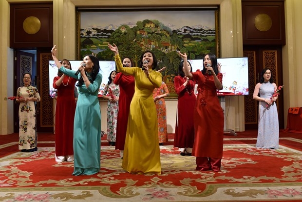 旅中国越南人举行2021年迎新春活动