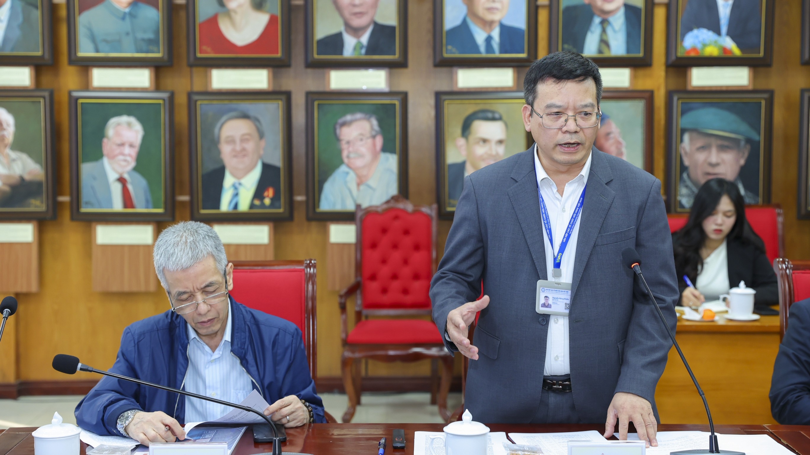 在民间对外活动中灵活协调与资源动员