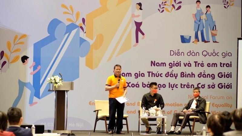 Bản in : “男性参与促进性别平等和消除性别暴力”国家论坛首次在越南举行 | Vietnam+ (VietnamPlus)