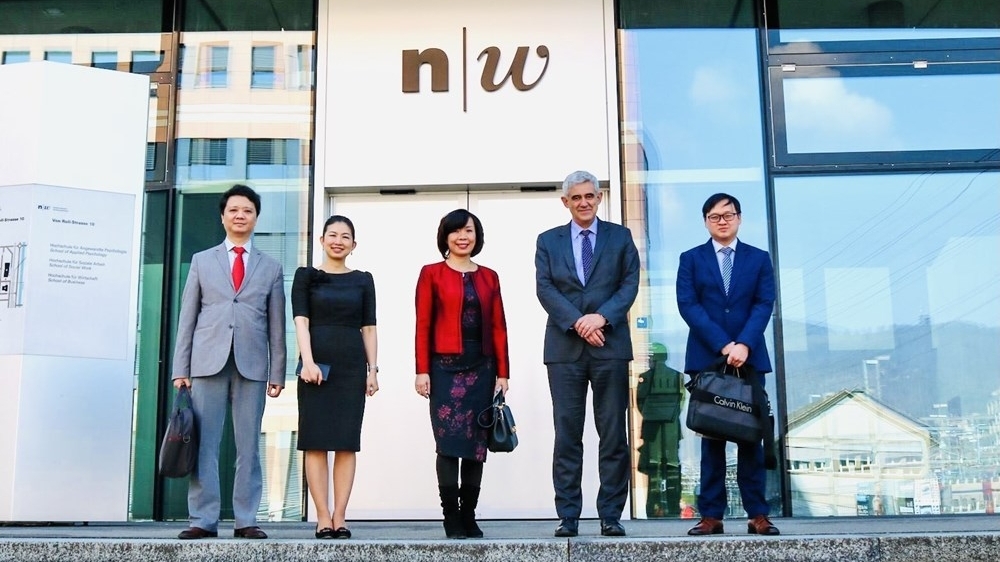 越南驻瑞士大使馆与瑞士西北应用科学与艺术大学加强合作关系