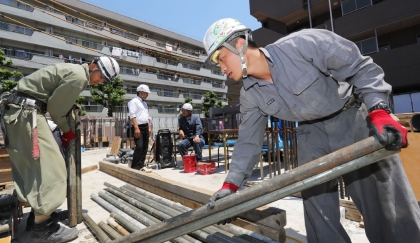 4名越南工人荣获日本'优秀外籍建筑工人'称号