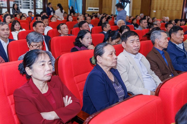 Từ ý kiến cử tri đến nghị trường: Cam kết hành động vì nhân dân