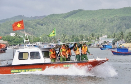 嘉莱边防部队坚决打击IUU非法捕捞