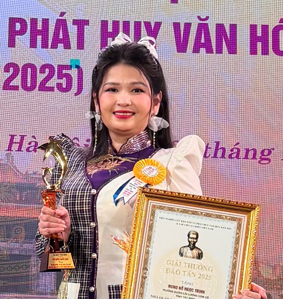 NSND HỒ NGỌC TRINH. Ảnh: Thanh Hiêp