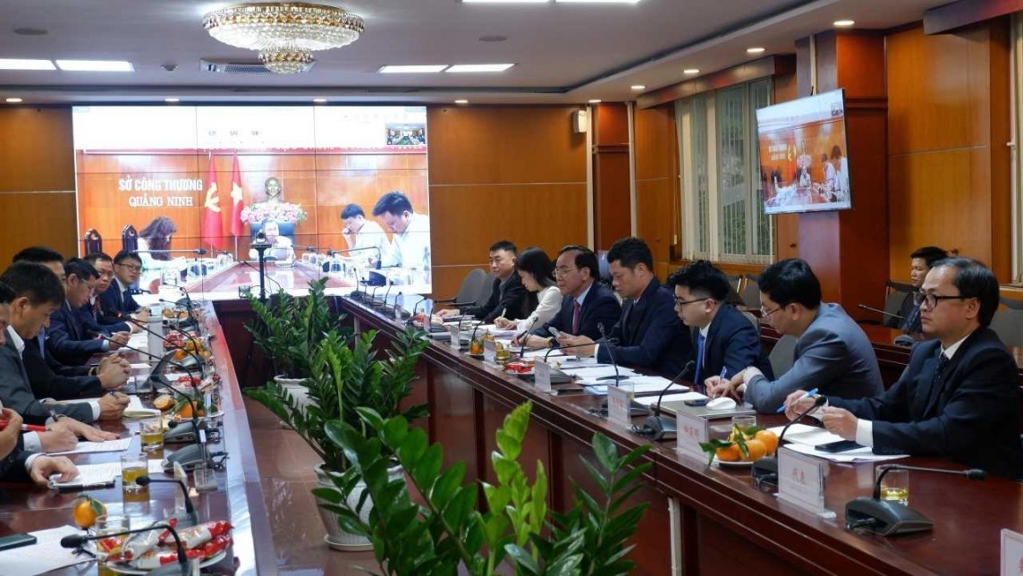 越中贸易：加强两国各地贸易促进合作
