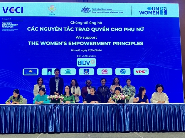 Bản in : 支持女性掌管企业参与供应链 | Vietnam+ (VietnamPlus)