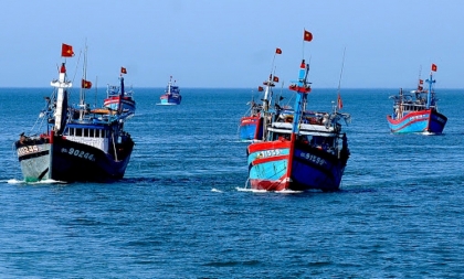 中国的东海休渔令侵犯越南主权