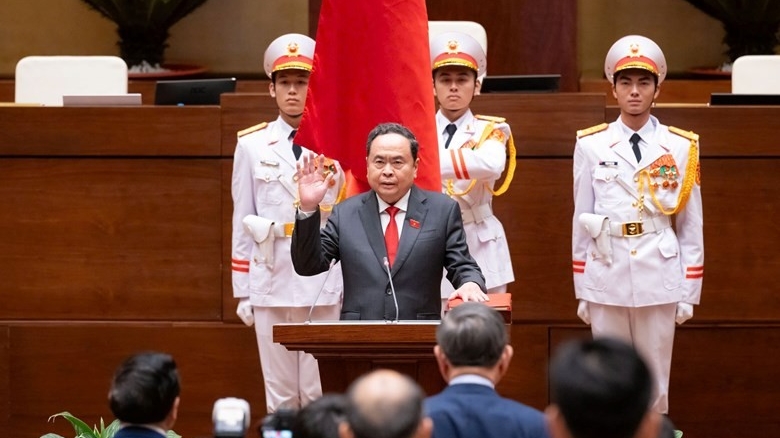 多国议会领导祝贺越南新任国会主席陈青敏