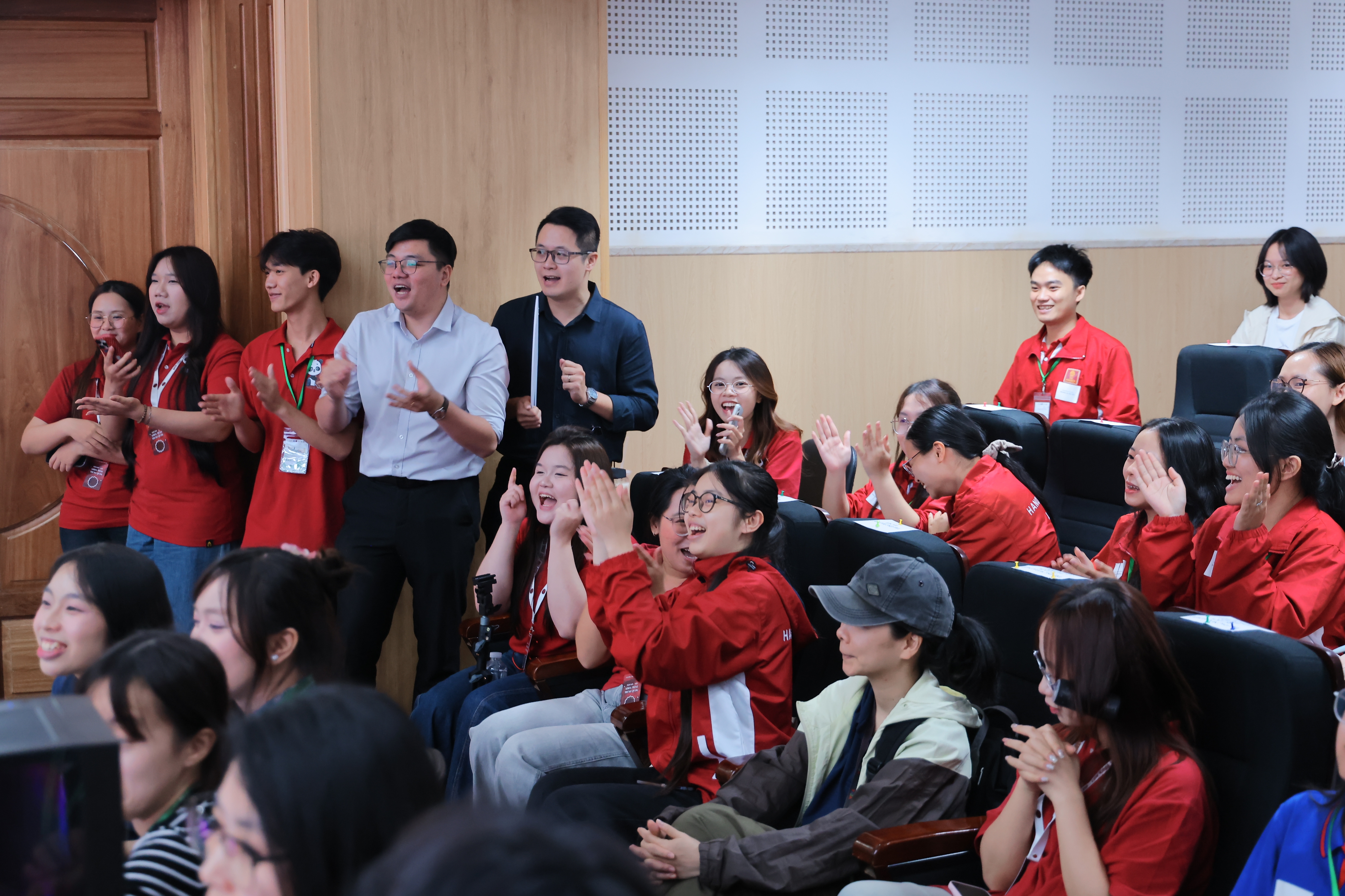 75名选手参加2026年越南北部大学生汉字听写大赛