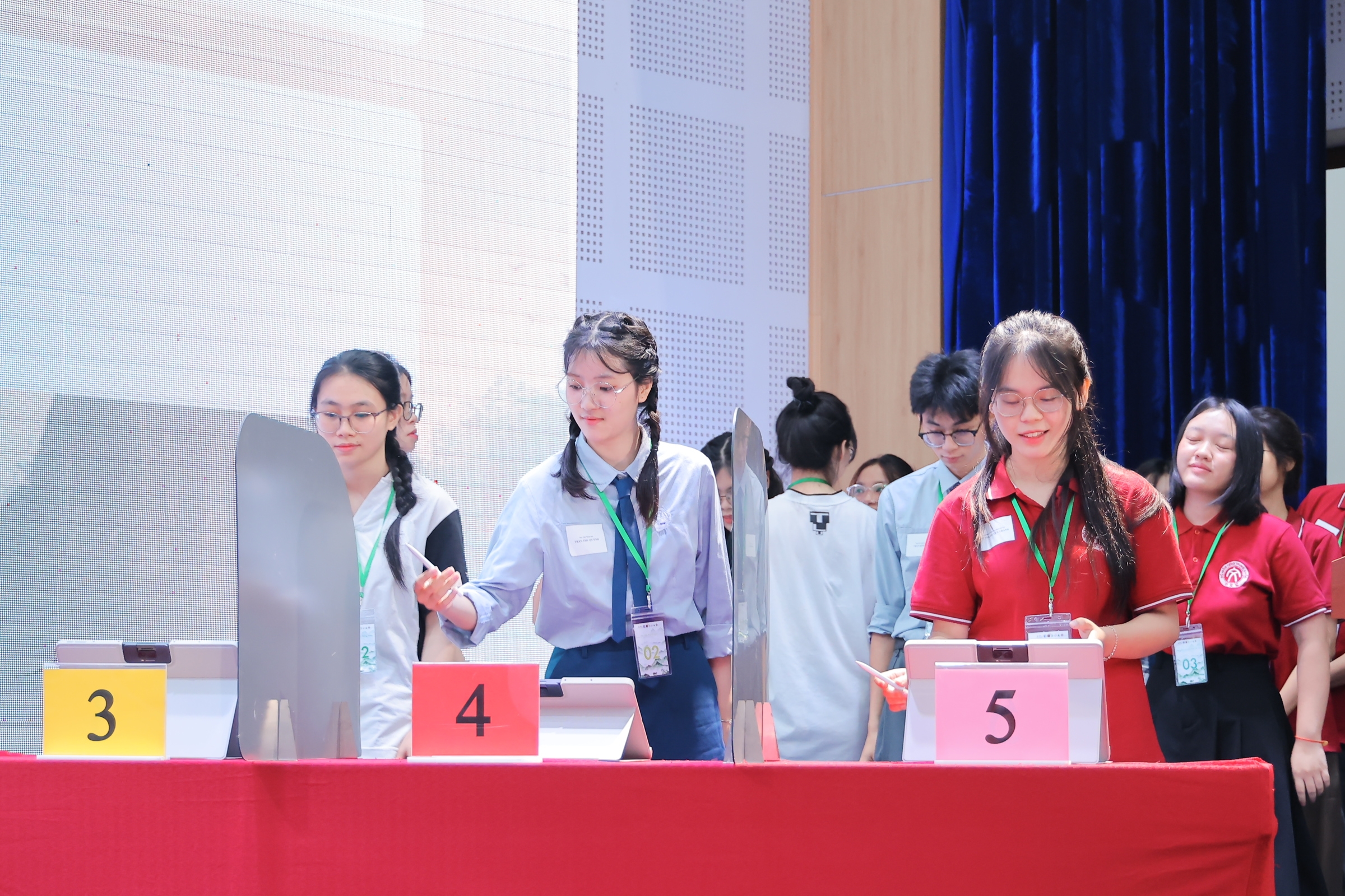 75名选手参加2026年越南北部大学生汉字听写大赛