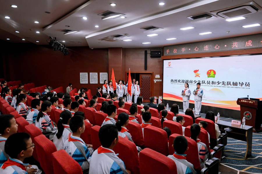 “不忘初心”的誓言与守护建设家乡的责任