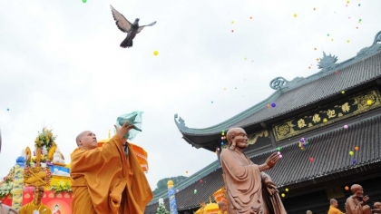 越南始终尊重和一贯实施宗教信仰自由政策