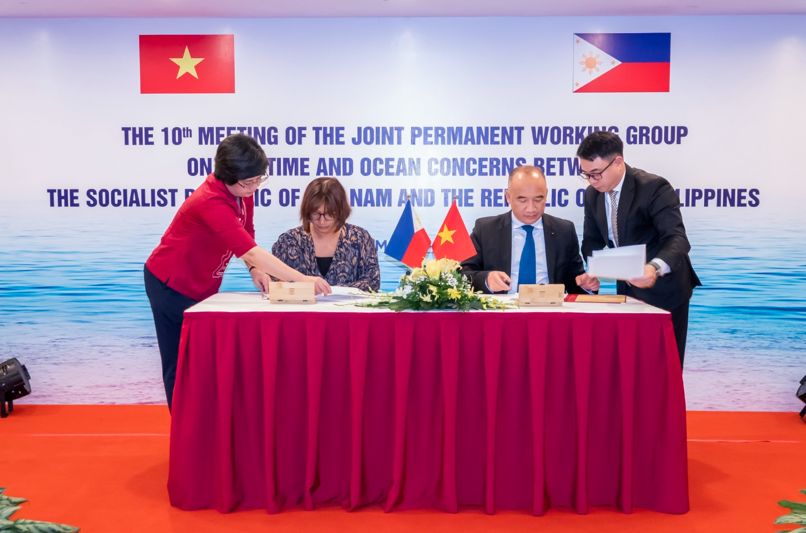 第十届越南与菲律宾海洋合作工作组会议在广宁省召开