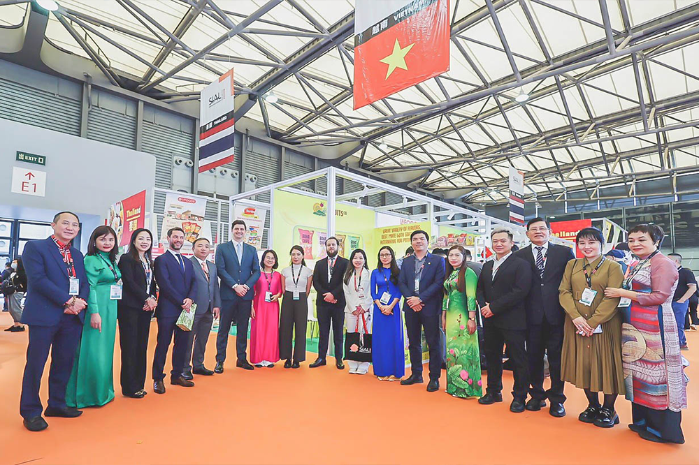 越南企业参加2023年上海国际食品展