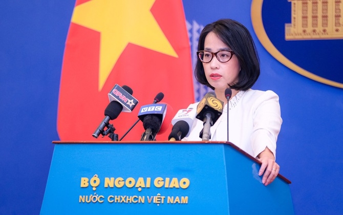 越南要求中国“向阳红10号”科考船和部分海警船、渔船立即撤离越南海域。