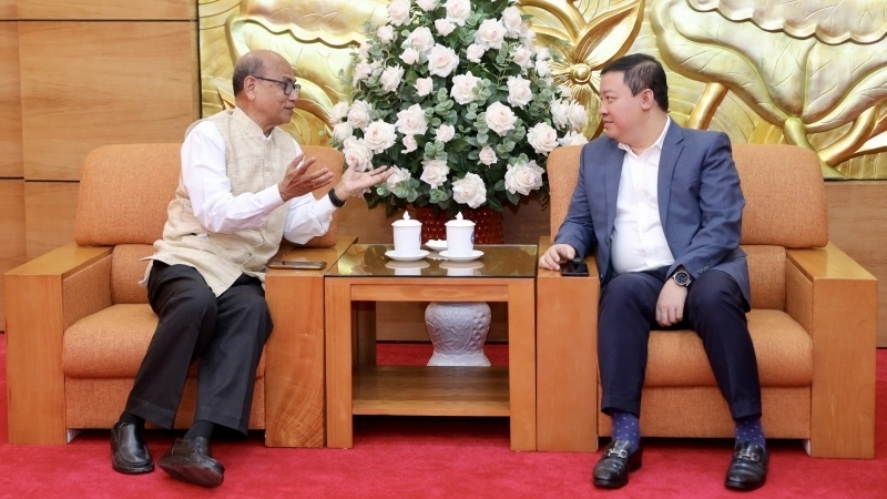 越南友好组织联合会与世界和平理事会继续促进和平友好