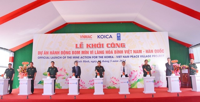 “致力于越南-韩国和平村的越南地雷行动”项目正式启动