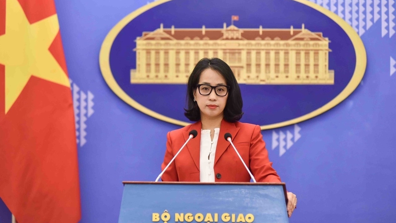 就侵犯越南对长沙群岛主权的行为递交抗议照会