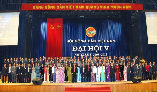 越南农民协会大会的8届印记:农民阶级改革与发展的历程 Dấu ấn 8 kỳ Đại hội Hội Nông dân Việt Nam: Hành trình đổi mới và phát triển của giai cấp nông dân