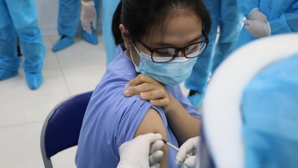 越南竭尽全力于今年底获得1.5亿剂新冠疫苗