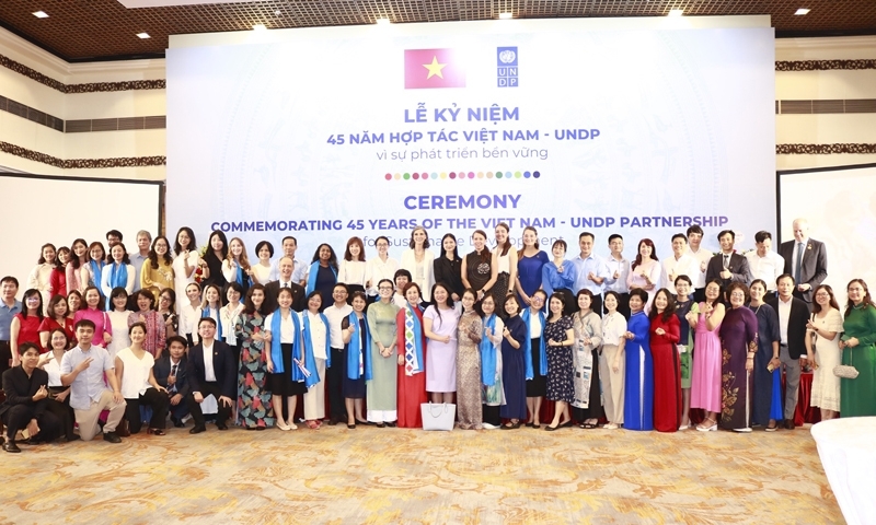 Bản in : 越南 - 联合国开发计划署：45年合作实现可持续发展 | Vietnam+ (VietnamPlus)