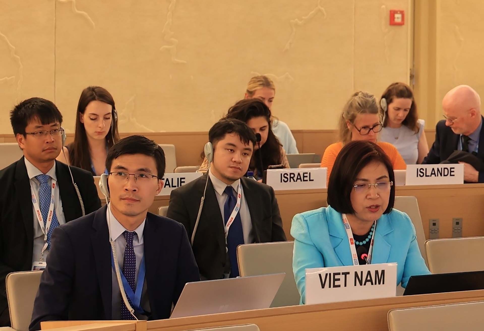 Bản in : 越南强调实质性对话和有效合作以促进和保护人权 | Vietnam+ (VietnamPlus)