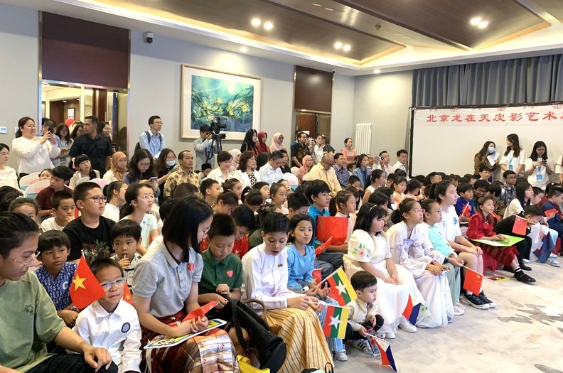 东盟国家和中国 70 余名儿童参加了活动。