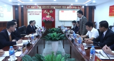 广宁省司法厅与中国广西壮族自治区司法厅举行会谈