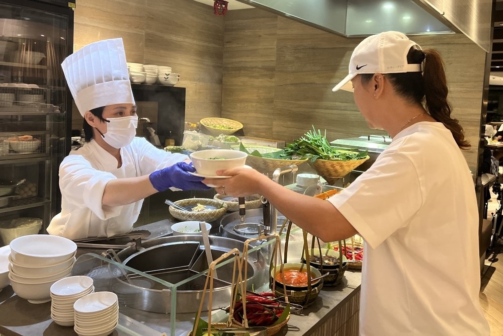 越南美食节于6月12日至7月14日在千禧新世界香港酒店 内的Café East餐厅举行