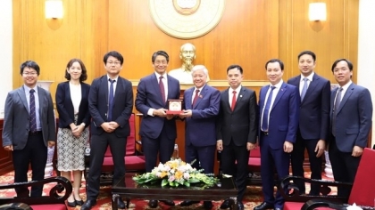 加强越日两国民间交流