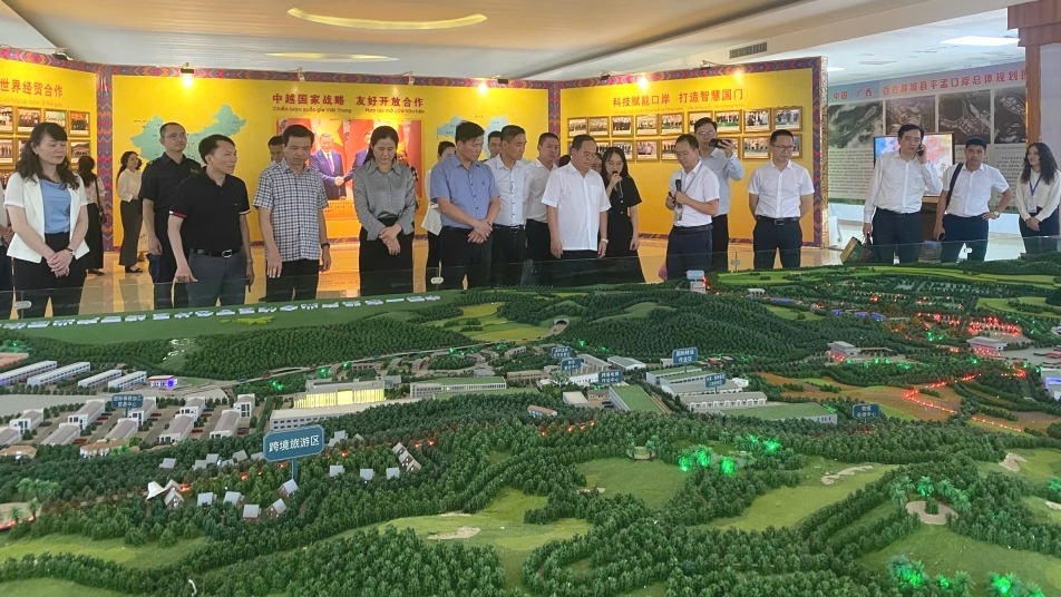 高平与崇左加强边境合作 推动区域经济发展