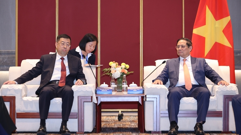 建议中国支持在越南建设国际金融中心