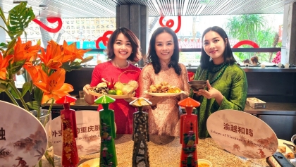 越南春卷、河粉与饮食文化香飘中国重庆