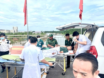 为中国公民回国治疗开通“绿色通道”