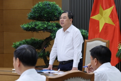 副总理要求加快推进越中铁路项目实施