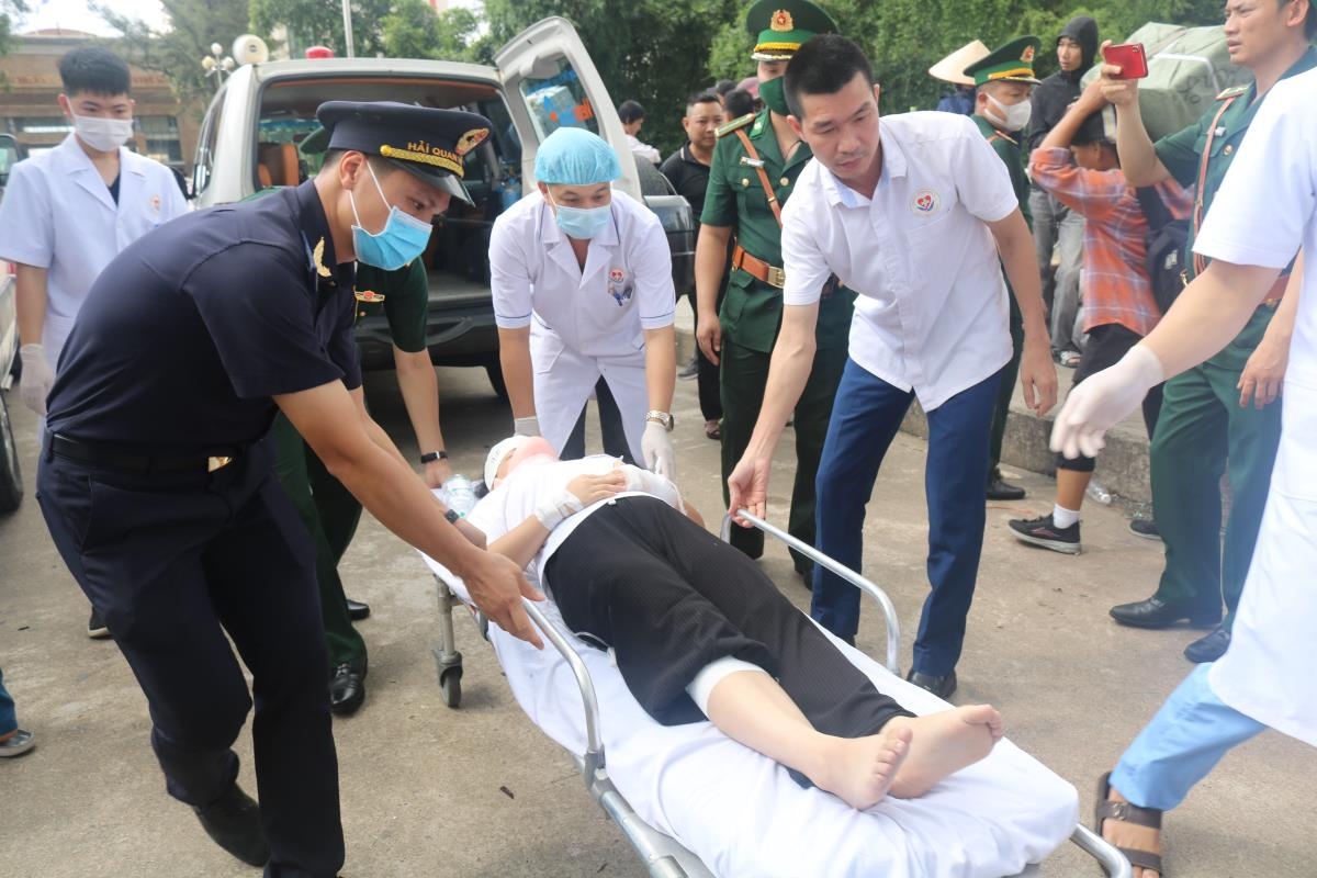 越南芒街-中国东兴举行医疗救援演习