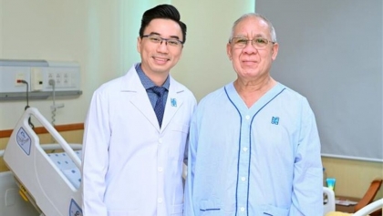 胡志明市：成功救治一直肠癌外国外科医生