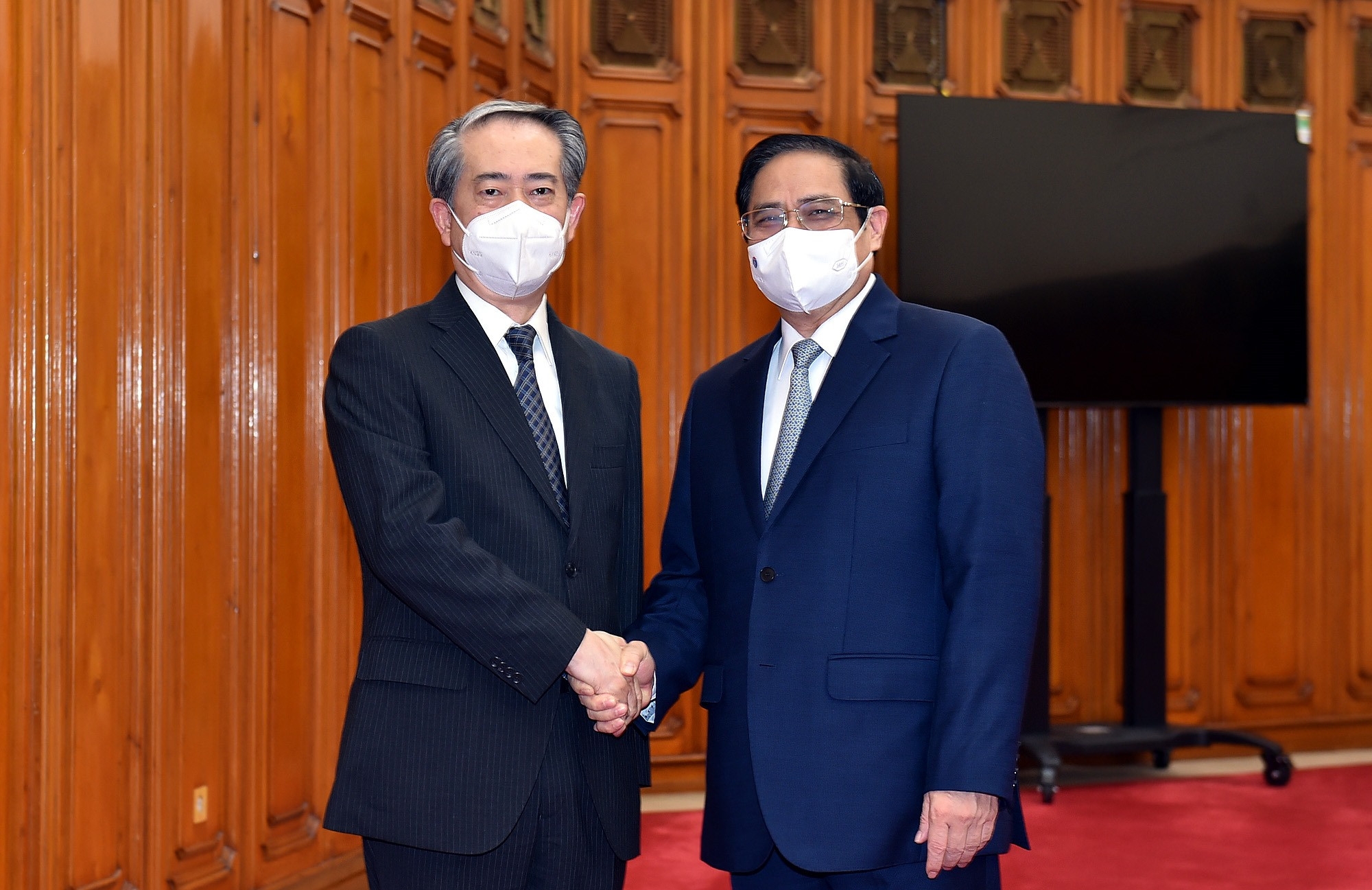 政府总理范明政会见中国驻越南大使熊波