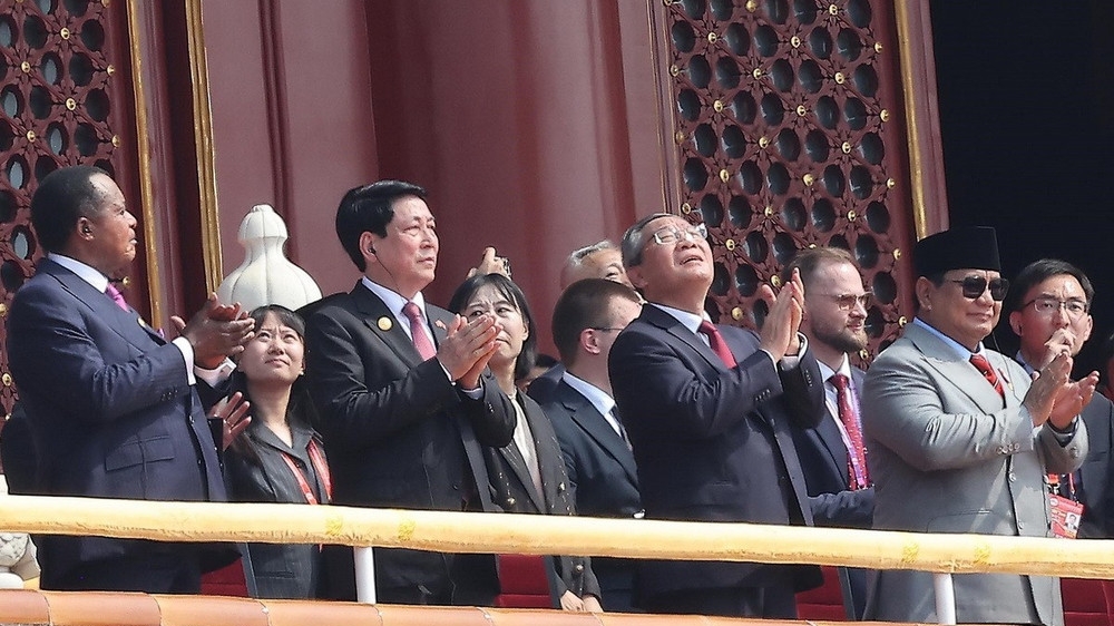 国家主席梁强出席世界反法西斯战争胜利八十周年纪念活动