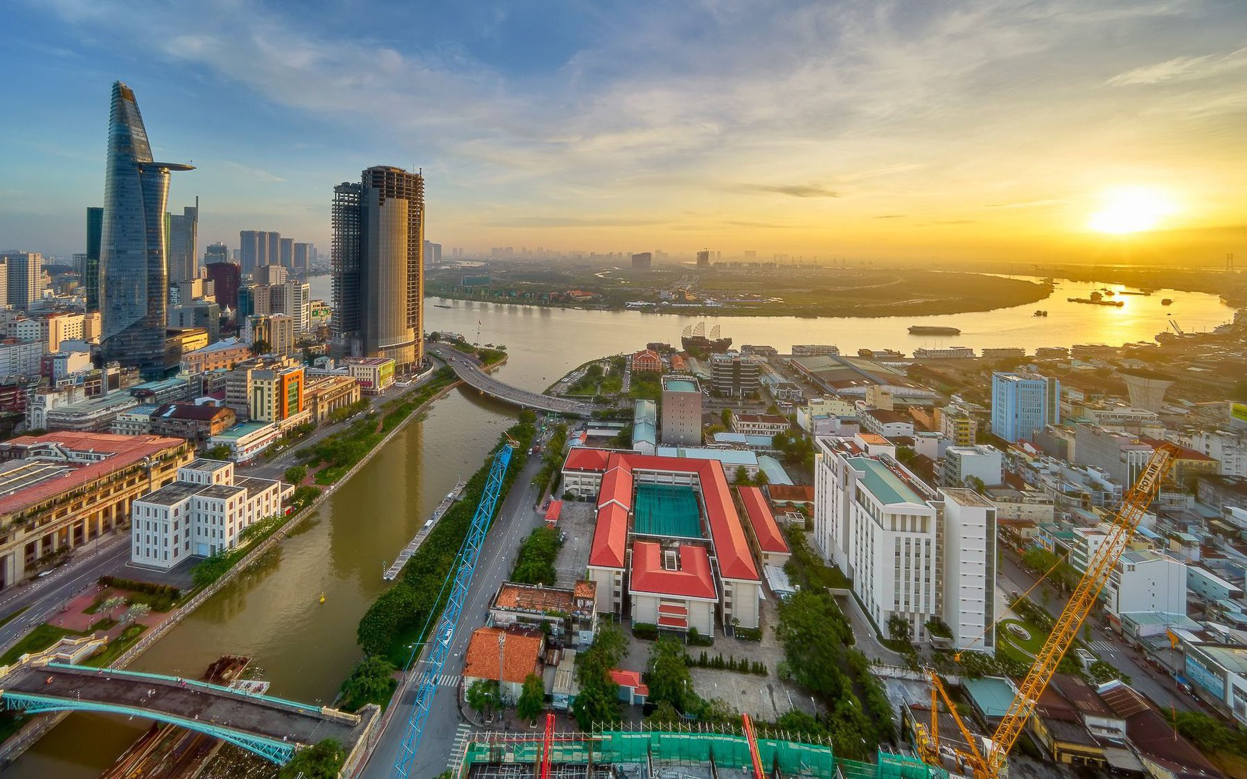 中国学者:越南实现跨越式发展,未来潜力巨大 中国学者:越南实现跨越式发展,未来潜力巨大