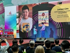 越南残障艺术家在新加坡展览留下创意印记