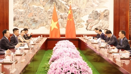 中国重申愿扩大进口越南优质商品鼓励企业投资