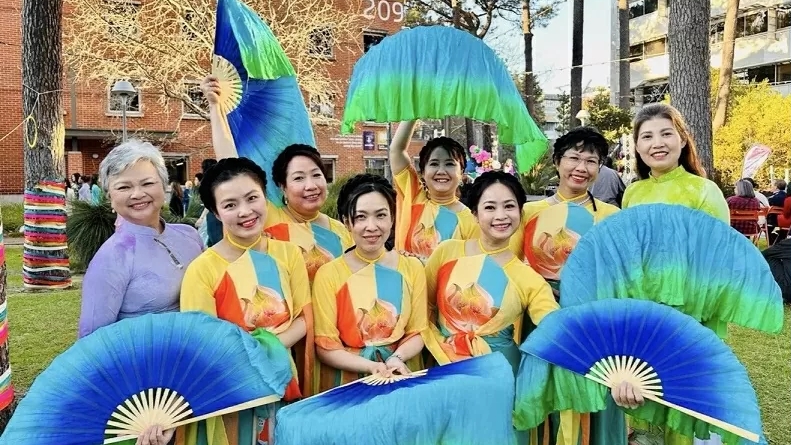 越南青年在西澳科廷绽放青春风采