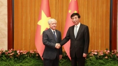 越南祖国阵线中央委员会主席杜文战向中国全国政协致信祝贺中国成立76周年