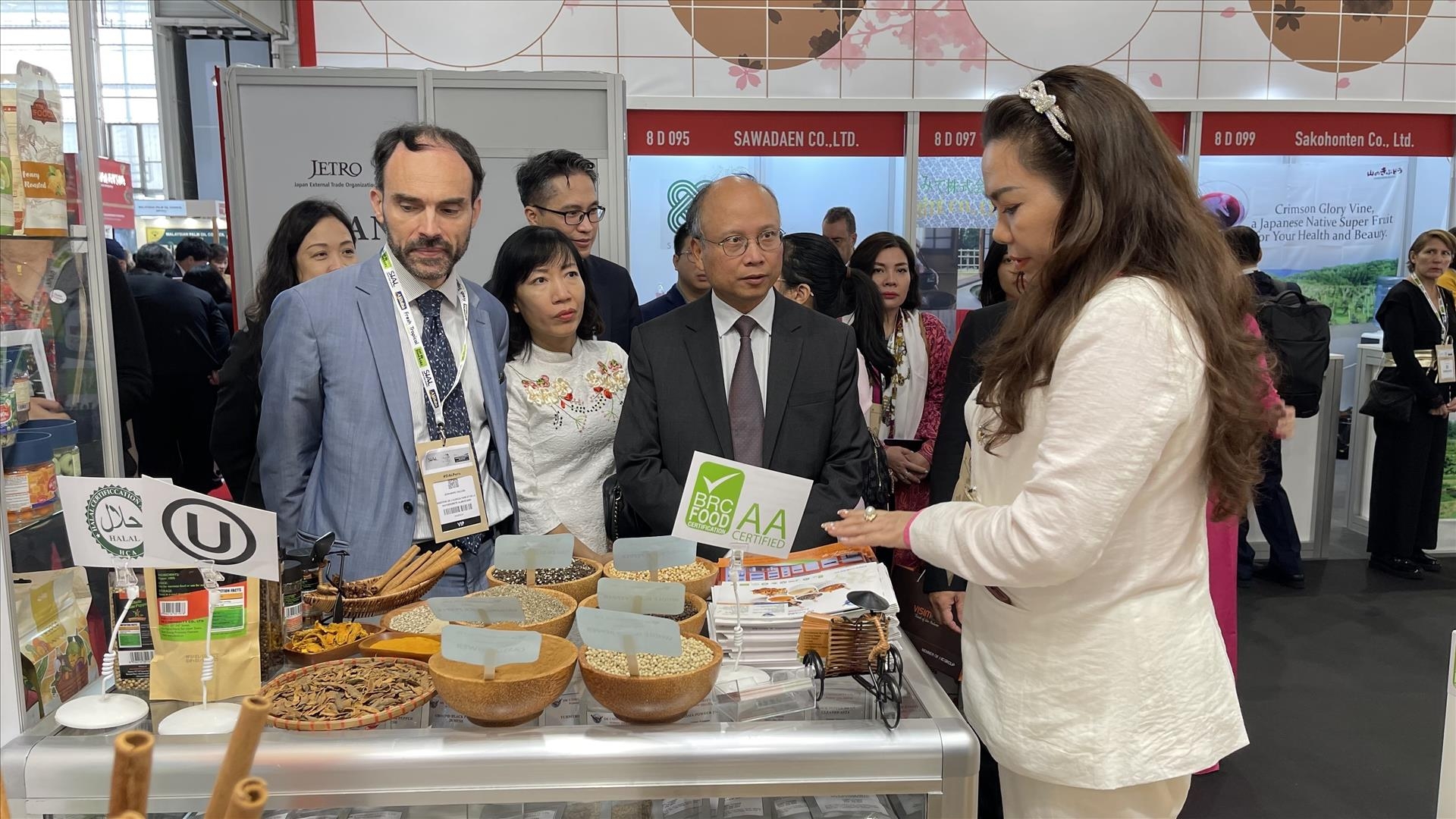 Bản in : 越南参加2022年巴黎SIAL国际食品展 | Vietnam+ (VietnamPlus)