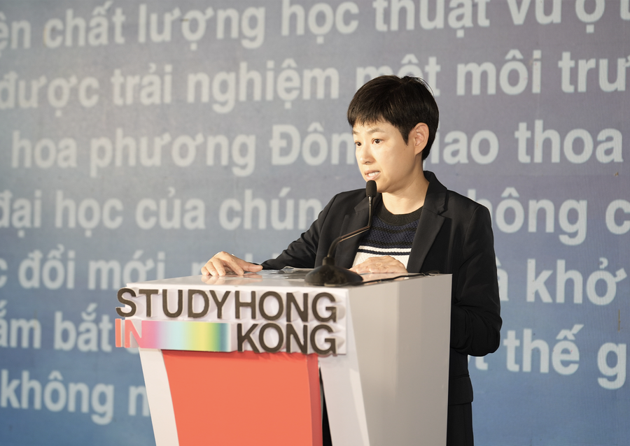 赴香港留学为越南学生打开更多学习与职业机会